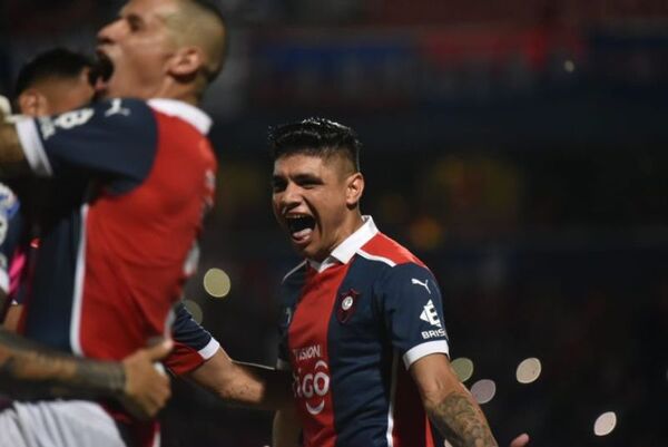 Cerro Porteño vence al 12 y aprovecha el traspié de Guaraní