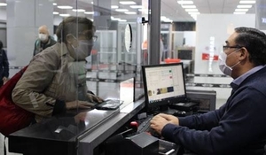 Diario HOY | Ómicron: tres personas llegaron de Sudáfrica en los últimos 15 días