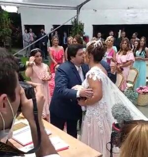 Ex mano derecha de González Daher celebró una lujosa boda con invitados del clan - Nacionales - ABC Color