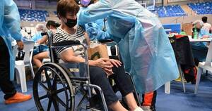 La Nación / “Tres dosis de la vacuna, pero con síntomas leves”, reporta doctora paraguaya sobre variante ómicron en Israel
