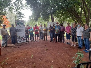 CONTINÚAN LAS JORNADAS DE ASISTENCIA TÉCNICA Y CAPACITACIÓN A PEQUEÑOS PRODUCTORES - Itapúa Noticias