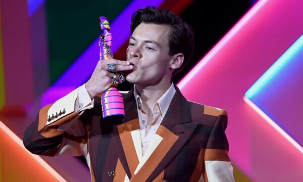 Brit Awards anuncia que eliminará categorías de género masculino o femenino desde 2022