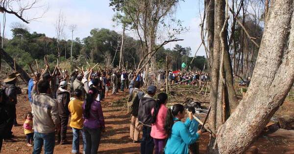 La Nación / Este miércoles llaman a juicio oral a acusadas de invasión de la Estancia Pindó