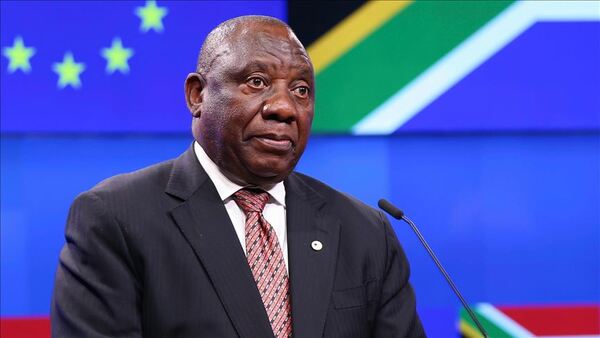 Presidente de Sudáfrica puso en duda peligrosidad de variante Ómicron y criticó las restricciones de viajes - ADN Digital