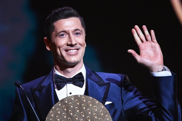 Lewandowski es elegido el delantero del año