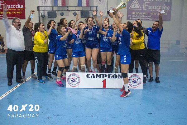 Las Guerreras rumbo al Mundial de balonmano “España 2021″ - Polideportivo - ABC Color