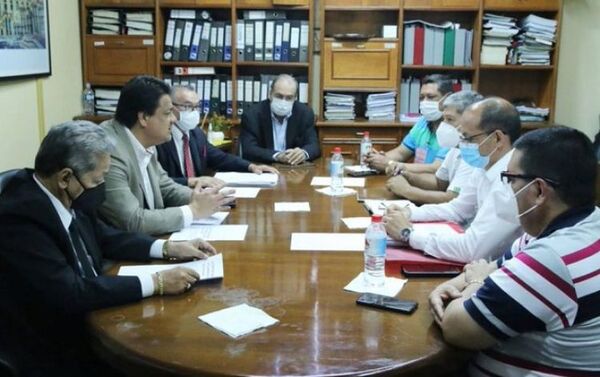 Titular de la Caminera presentó e informó a Diputados sobre denuncias de planillerismo en la institución
