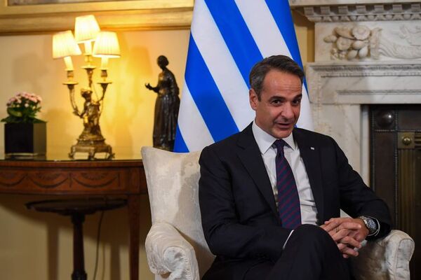 Grecia obligará a vacunarse a los mayores de 60 años bajo multa de 100 euros - Mundo - ABC Color