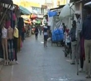 Comerciantes de Nanawa arremeten contra fiscalizadores de la SET - Paraguay.com