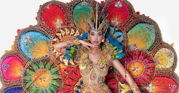 [VIDEO] Así fue el desfile de Jimena Sosa con su traje alegórico “Diosa del Ñandutí”
