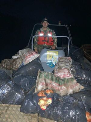 Incesante flujo de contrabando de productos frutihortícola por el río Paraná  - ABC en el Este - ABC Color