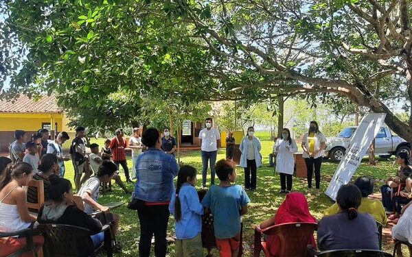 Realizan charla de prevención del suicidio en comunidad Indígena