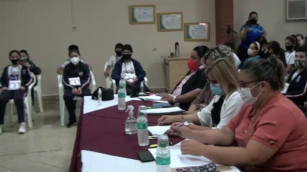 Concurso estudiantil "Deletreando" llegó a su final en el CREE