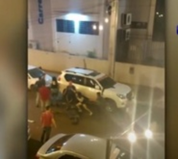 Ordenan prisión para hombre que golpeó a persona trans - Paraguay.com