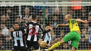 El Newcastle de Almirón sigue hundido en la Premier