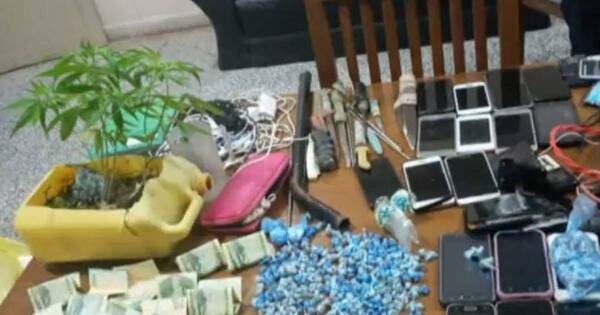 La Nación / Penal de Concepción: requisan 400 moñitos de drogas y 7 plantines de marihuana