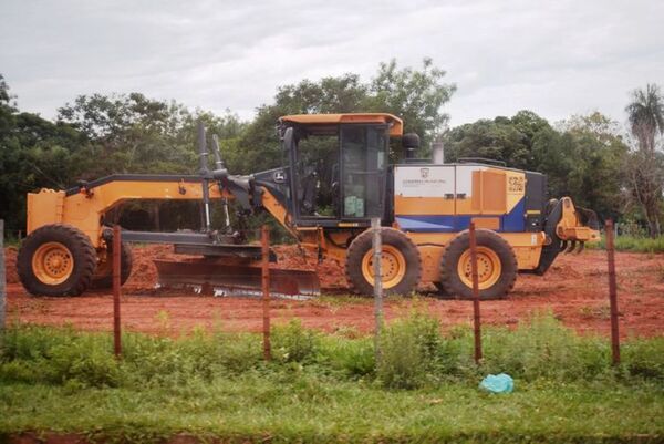 Exigen abrir sumario a director por uso irregular de maquinarias de la Comuna •