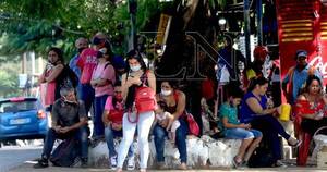 La Nación / Tercera ola arriesga la economía y proyecciones