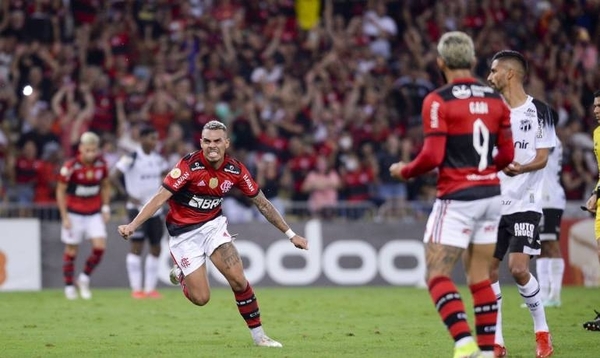 Diario HOY | Flamengo posterga la coronación del Atlético Mineiro
