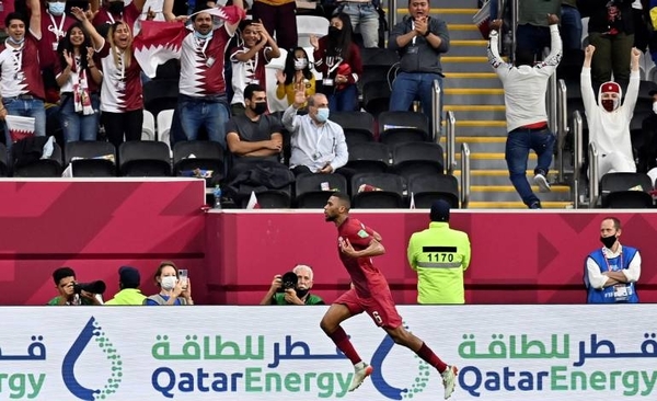Diario HOY | Copa Árabe, test del mundial, arranca con victoria de Catar, Túnez y Emiratos
