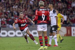 Flamengo postergó la consagración del Mineiro de Junior Alonso - Fútbol Internacional - ABC Color