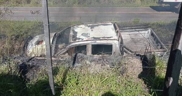 La Nación / Investigan camioneta incendiada en Carayaó que dejó un fallecido