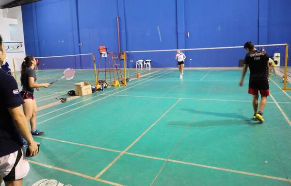 ODESUR 2022: voluntario de JICA entrena a badmintonistas