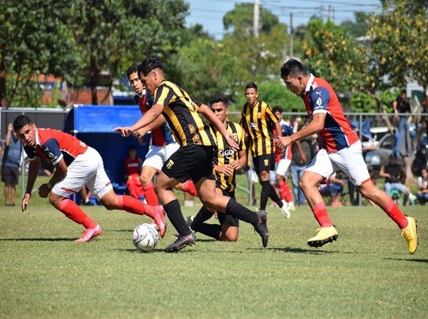 La Sub 19 se definirá en un partido extra - APF