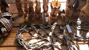 Realizan feria de artesanía indígena en Asunción