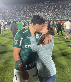 Gustavo Gómez, un capitán bicampeón de América muy enamorado - Gente - ABC Color