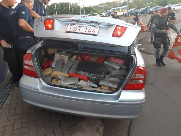 En Brasil detienen a paraguayo con 150 kilos de marihuana - Noticde.com