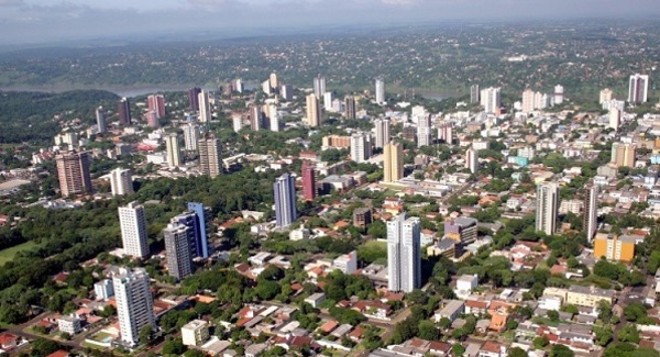 Contacto de contagiado con Ómicron trabaja en Paraguay, confirman