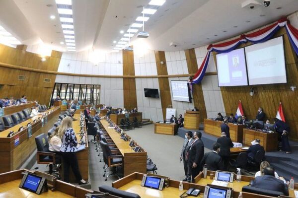 Cámara de Diputados acepta el veto a polémico artículo sobre ley de giros