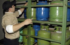 Precio del gas bajará luego de cuatro subas en este año  - Nacionales - ABC Color