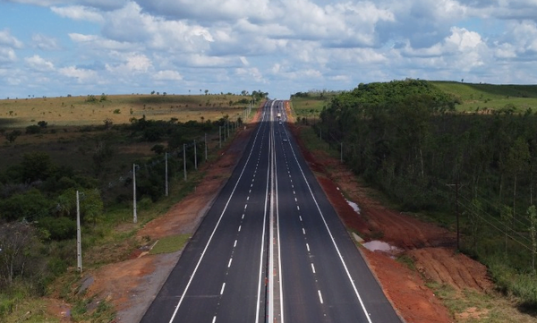 Obras de duplicación de la Ruta PY02 cierran el 2021 con buen avance, mayor seguridad, confort y rapidez para usuarios - Noticiero Paraguay