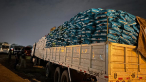 Incautan 25 toneladas de productos de contrabando en Vista Alegre