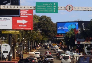 Sector comercial de CDE espera visitantes por feriado en Brasil - Noticde.com