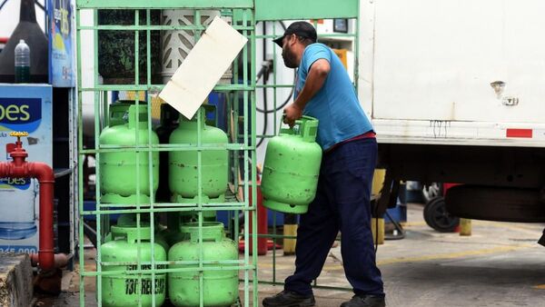 También se abarata el precio del gas