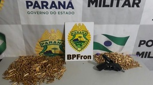 Detienen a una mujer con un arma y 732 municiones pegada al cuerpo - Noticde.com