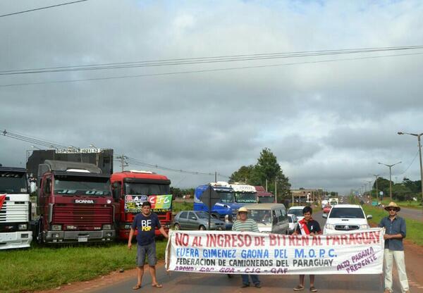 Camioneros insisten en rechazar ingreso de bitrenes - Noticde.com