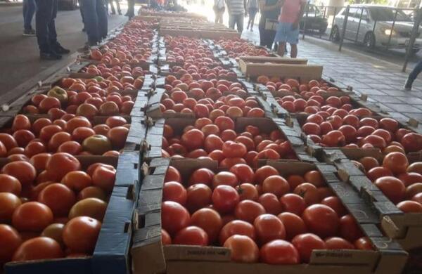 Aduana incauta mercadería de contrabando en el Puente de la Amistad - Noticde.com