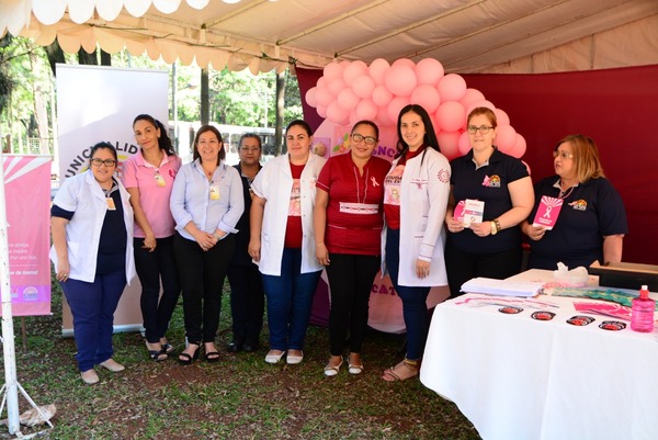 Instan a funcionarias a realizarse autoexamen para detección de cáncer de mama - Noticde.com