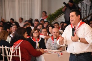 Cartes cuestionó a «gatos locos» que se creen constitucionalistas - Noticde.com