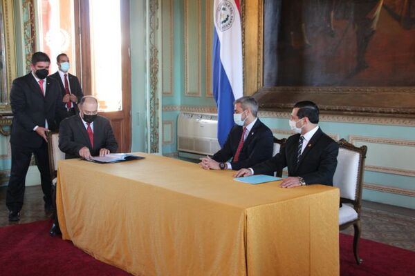 Firma de contrato: Subestación Valenzuela 500kV, permitirá retirar el 100% de la energía de Itaipú, afirman - Nacionales - ABC Color