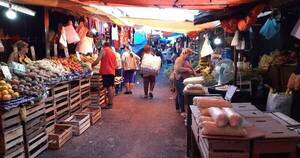 La Nación / Controlan comercios en Nanawa