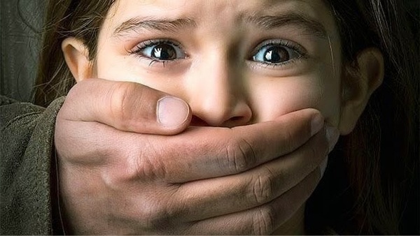Condenan a 10 años de cárcel a hombre que abusaba de su hijastra menor - Noticde.com
