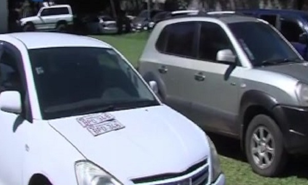 Cayó robacoches con tres vehículos - SNT