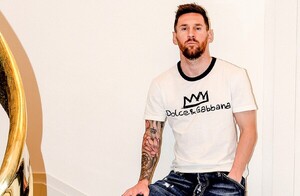 Messi y su séptimo Balón de Oro brillan en la portada de la revista France Football - Megacadena — Últimas Noticias de Paraguay