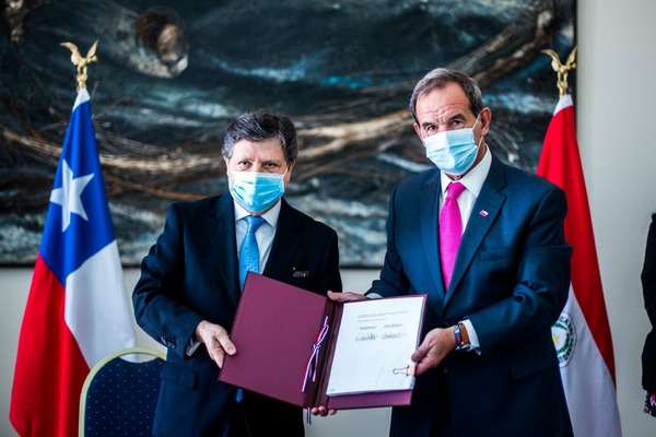 Chile y Paraguay firman en Santiago un acuerdo de libre comercio