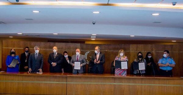Firman protocolo de conformación del CTI de medidas alternativas a la prisión e inteligencia penitenciaria